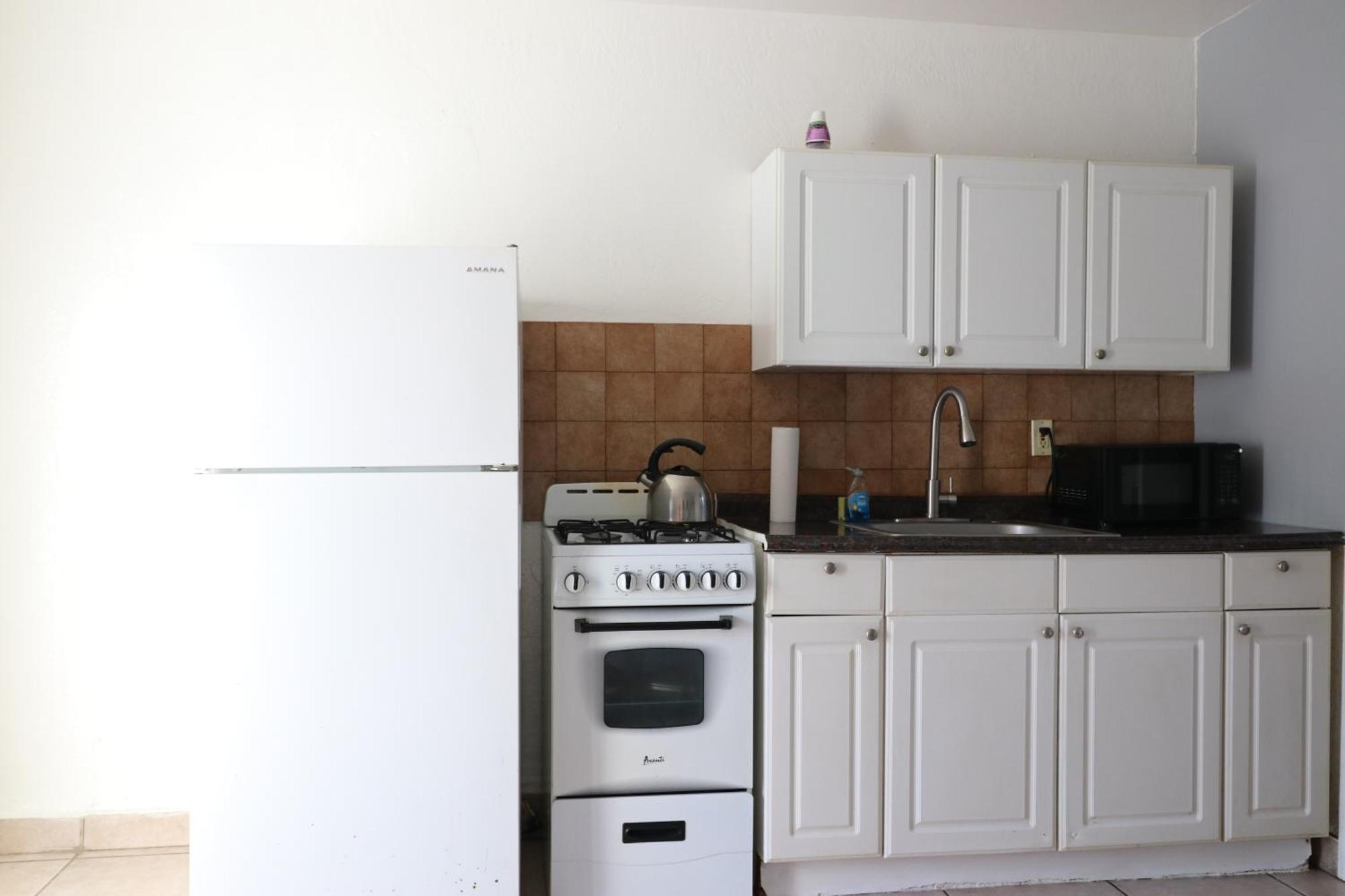 Hallandale Beach Motel With Free Parking And Full Kitchen ! No Extra Fees! Accepting Cash! ภายนอก รูปภาพ